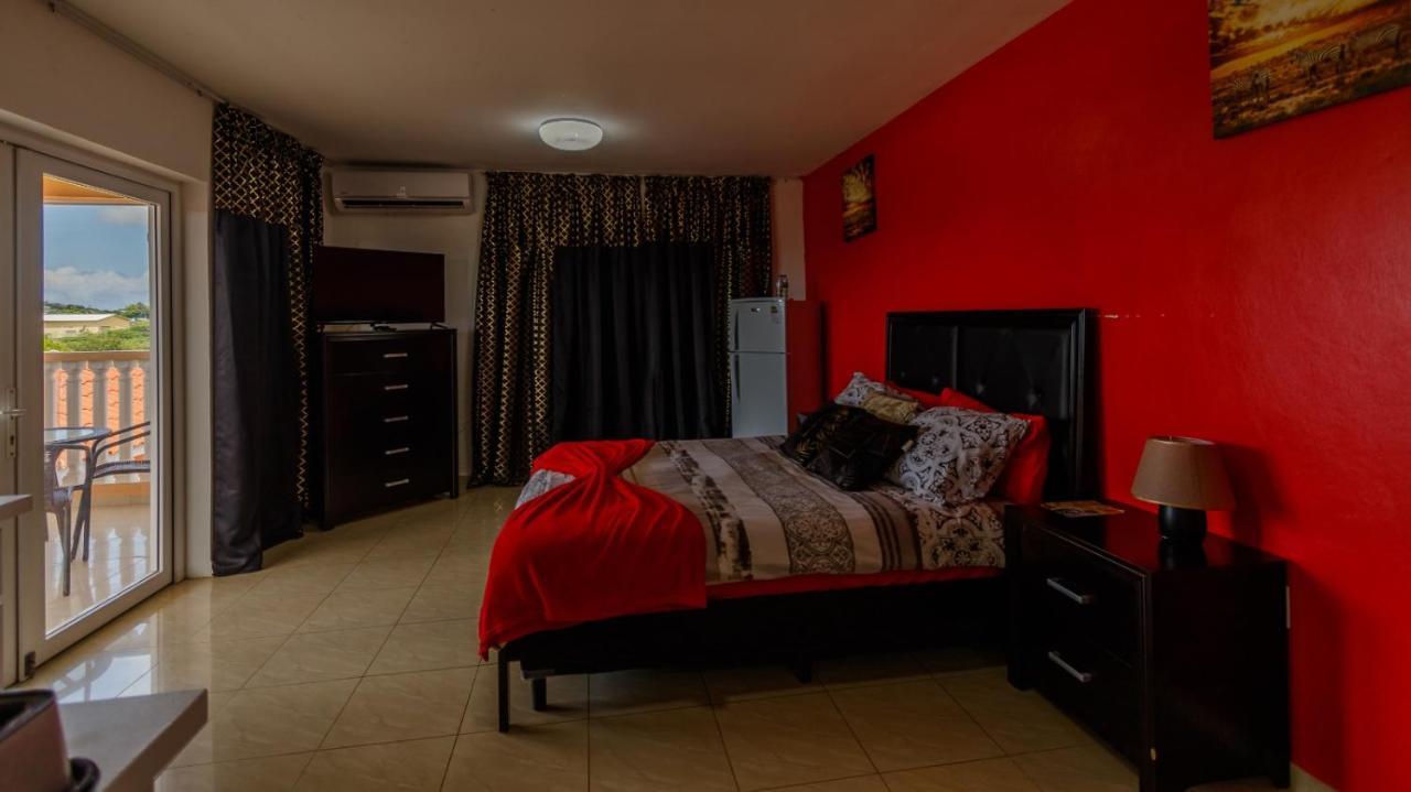 Omira Apartment Suites يلمستاد المظهر الخارجي الصورة